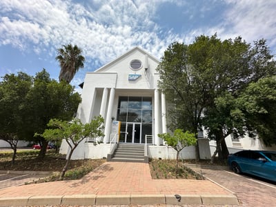 A-Grade Office Space To Let: 667 m² in Woodmead, Johannesburg
