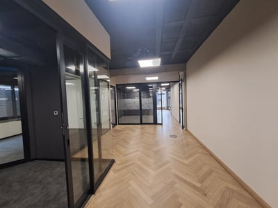 P-Grade Office To Let - 85 m² in Melrose North, Johannesburg