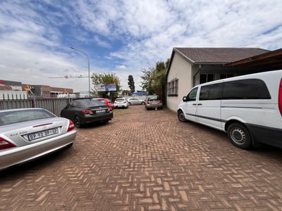 Prime Terrace Road Property with Business Rights For Sale in Edenvale