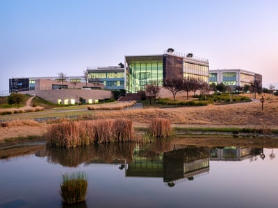 4000m2 AAA-Grade Commercial Space Available to Let in Iconic Waterfall Building