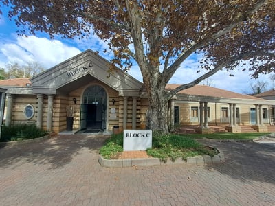A-Grade Office Space To Let, 174 m² in Dunkeld West, Johannesburg