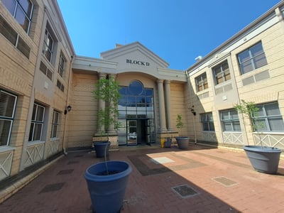 Fully Fitted 162sqm Office to let in Dunkeld west office park