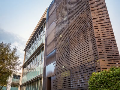 AAA-Grade 1630m2 Office TO LET in Exceptional 5-Star Waterfall Building