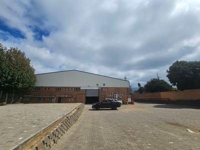 4,127m² Standalone Industrial Facility with Highway Frontage