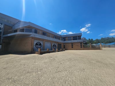 8,120m² Industrial Warehouse For Sale in Meadowdale