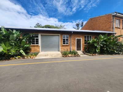 Refurbished Wadeville Mini Unit in Secure Park