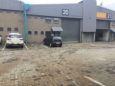 Secure 370m² Industrial Warehouse in Wadeville