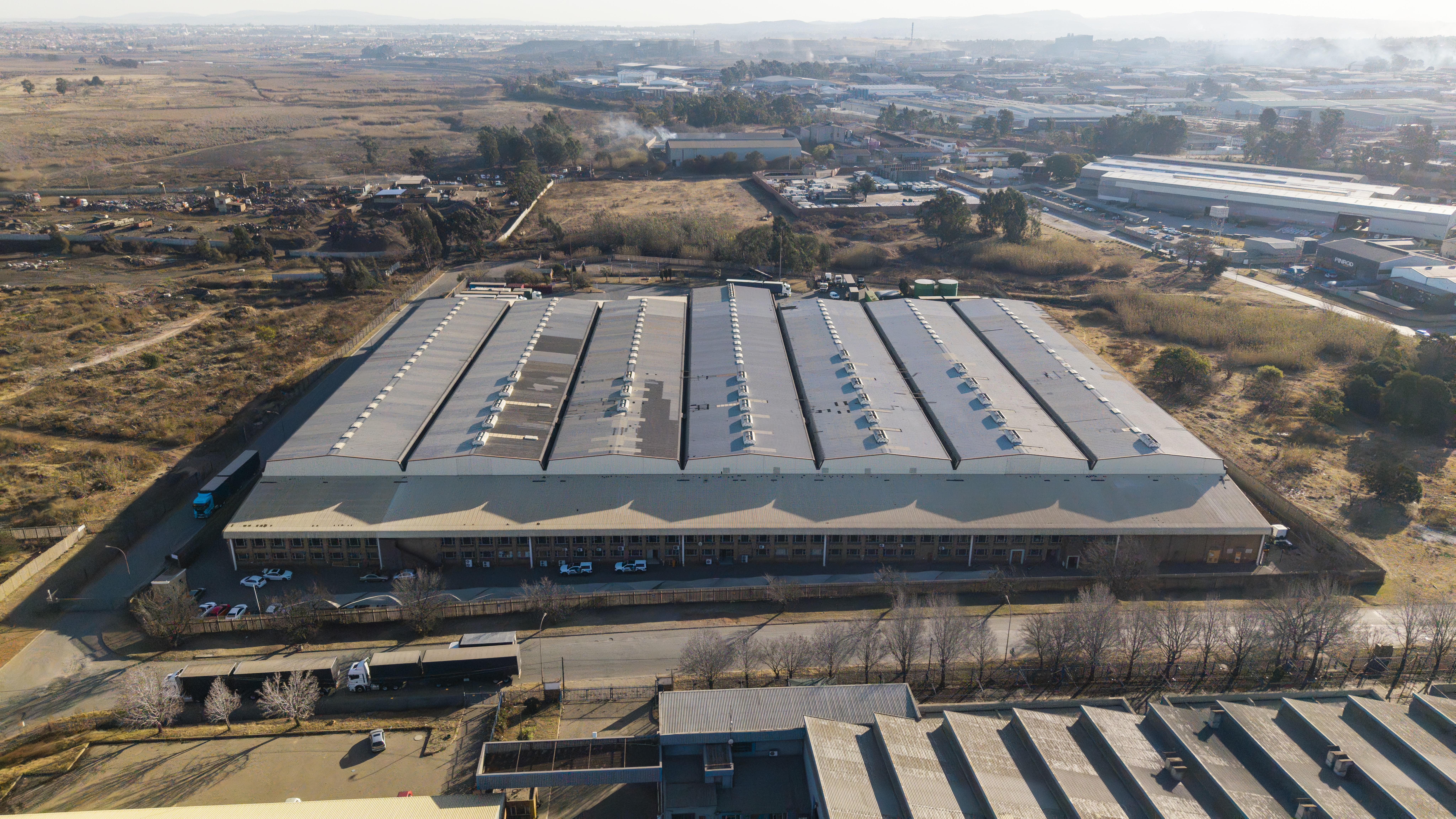 Modern Wadeville Warehouse with High Power Supply