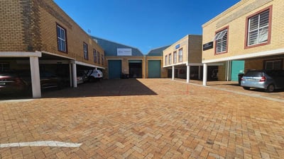 Versatile 1,090m² Industrial Unit in Secure Woodbridge Business Park with Office Component