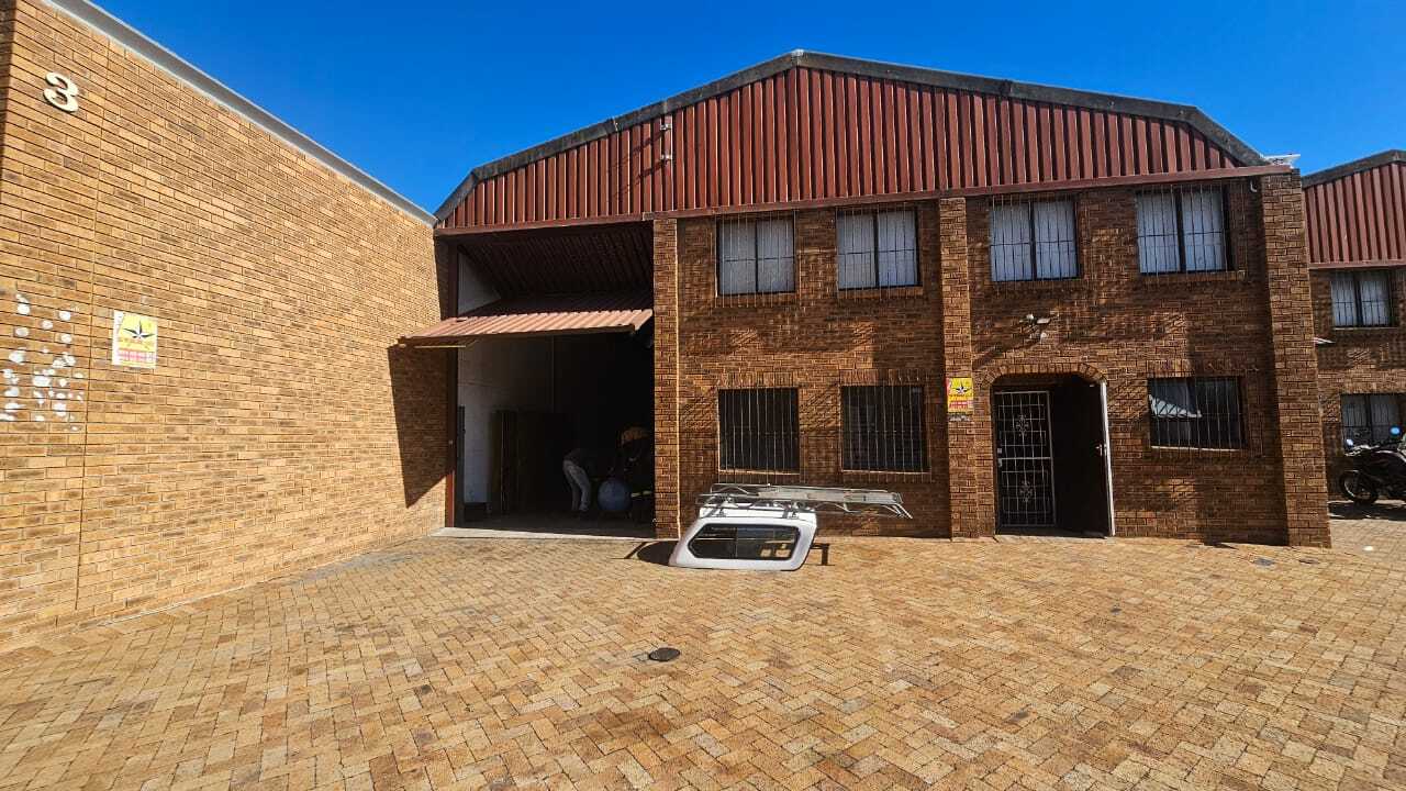 411m² Warehouse To Let In Montague Gardens