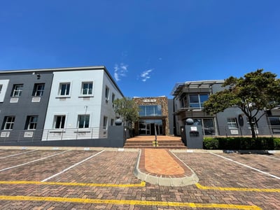 Prime Ground Floor Office Space To Let in Bryanston