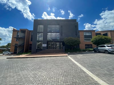 Prime Rivonia Office Space 465sqm at R95 per sqm Now to Let