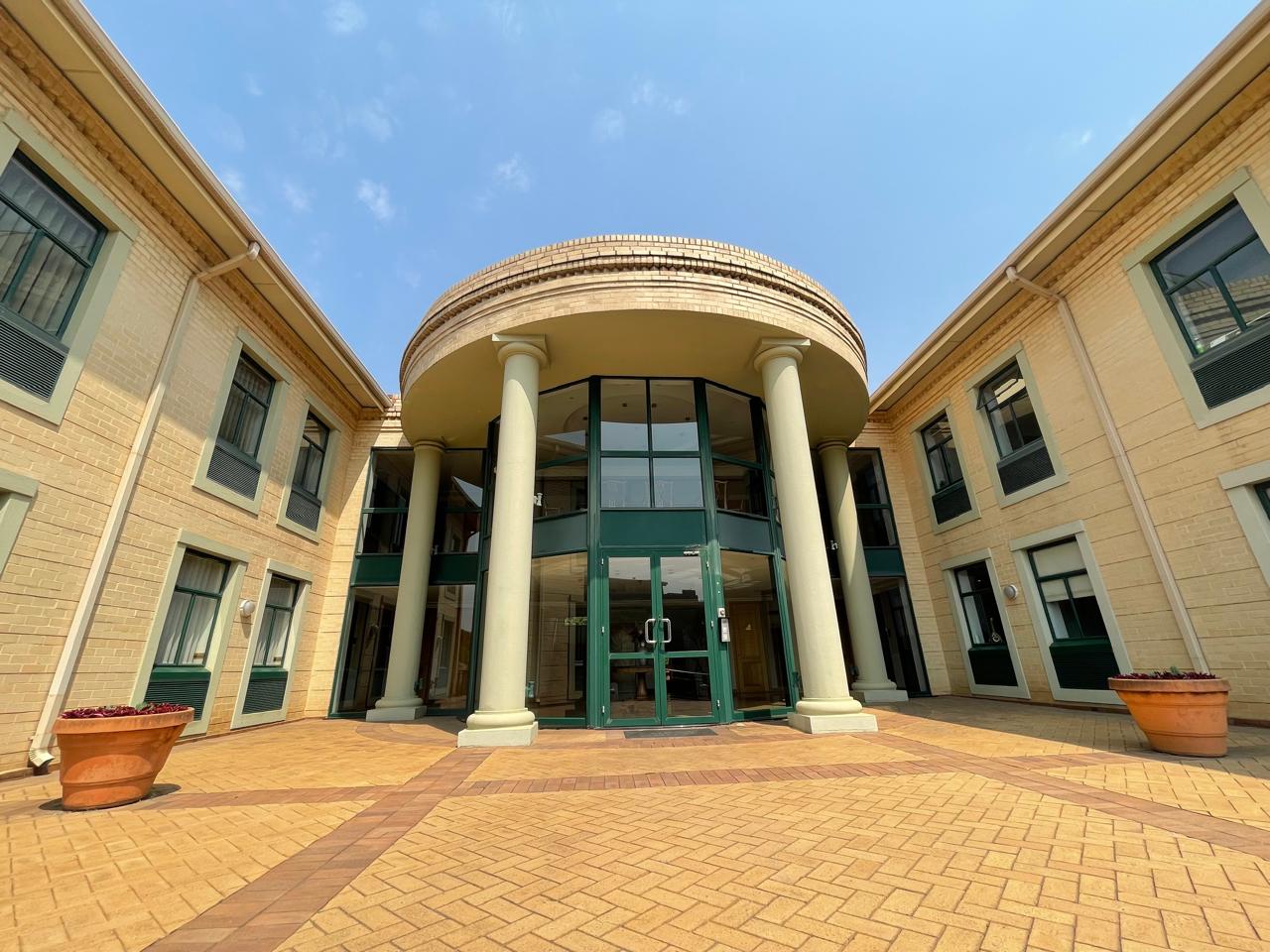 Bright 122sqm First Floor Office in Bryanston