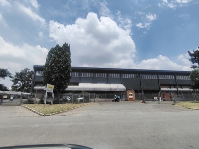 High-Capacity Warehouse with Prime Highway Exposure