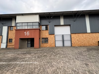 Secure Industrial Unit with Offices and Warehouse Honeydew