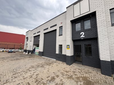 255m² Industrial Warehouse to Let in Strijdompark Hub
