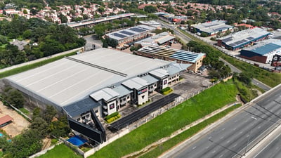 7 487m² Industrial Facility To Let in Strijdompark