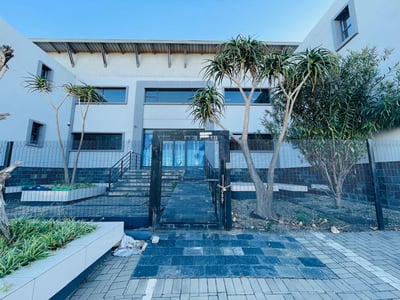 1884m² Freestanding Office Building in Central Midrand - INVESTMENT PROSPECT ONLY