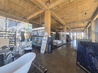 Premium 3,000m² Showroom with Warehouse & Modern Amenities