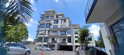 Premium 420m² Office Space with Balcony to let in beautiful Sandhurst