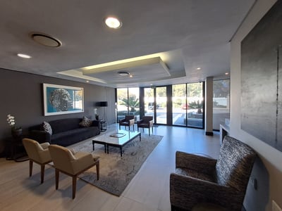 Office space of 1,544 m² available To Let in Sandhurst, Johannesburg