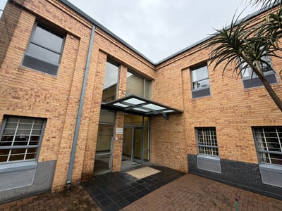 Office space for sale in Bedfordview, 680 m² at Eastwood Office Park