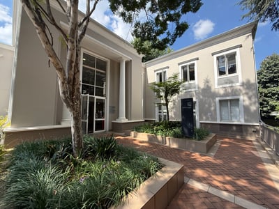 Office space of 381 m² available for rent in Killarney, Johannesburg