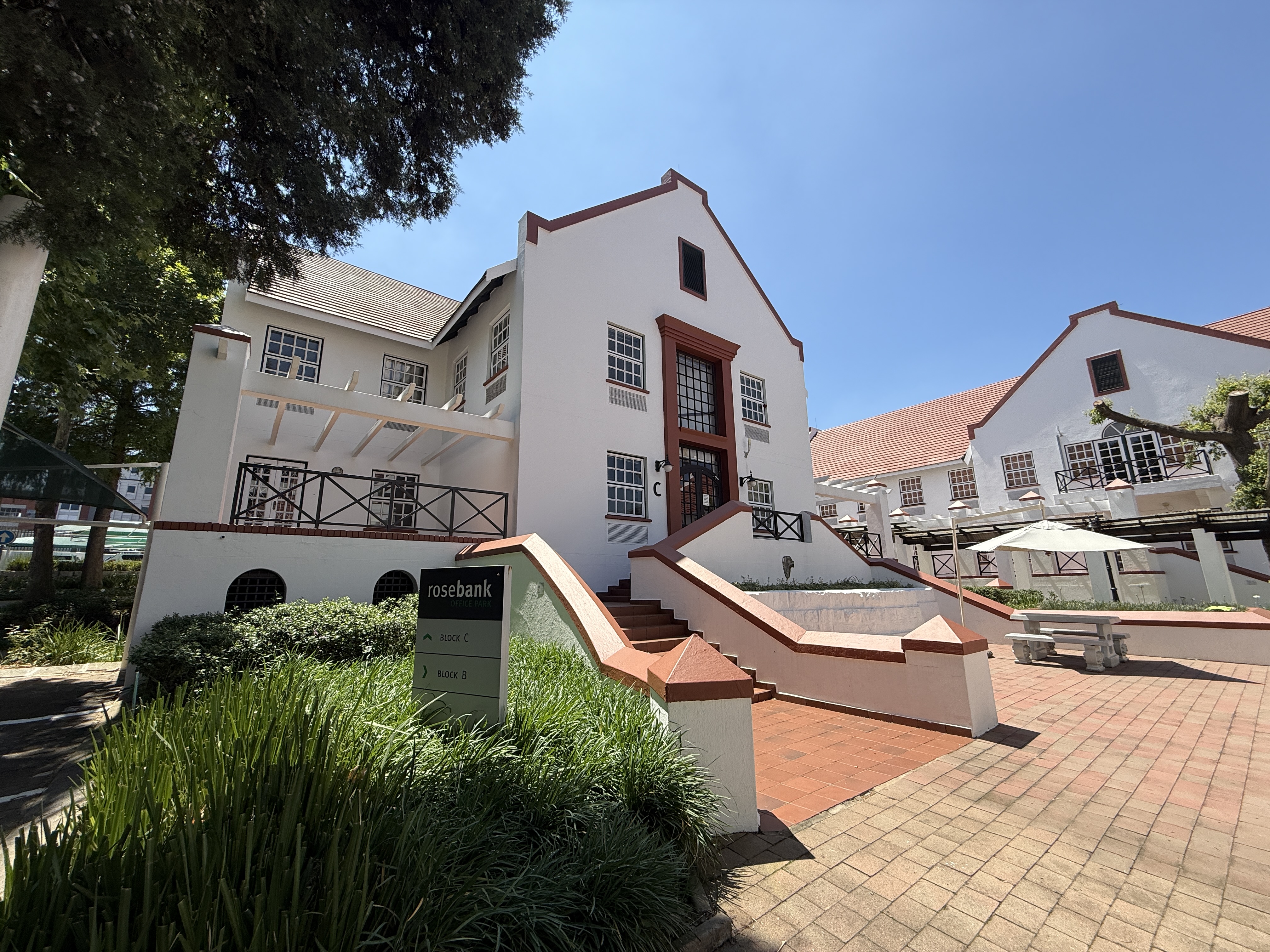 Office space To Let: 285 m² in Rosebank Office Park, Johannesburg