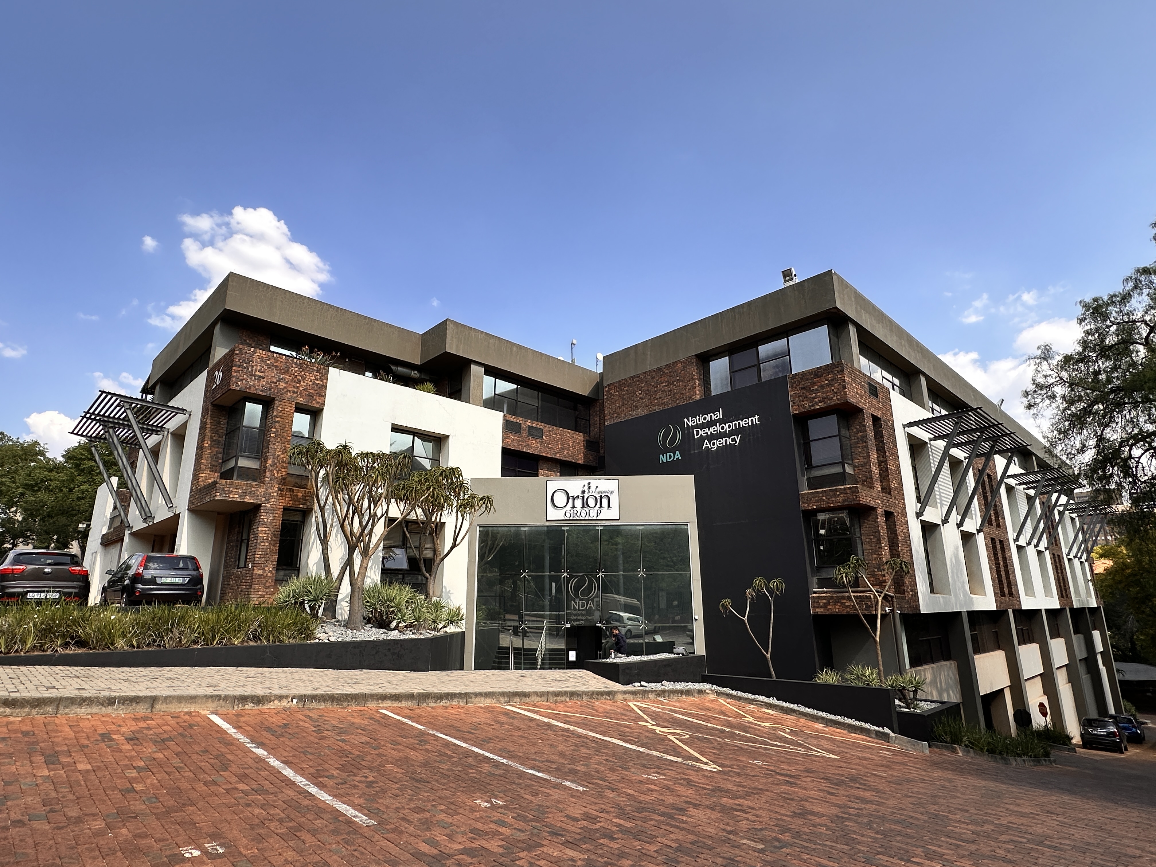 Office space To Let: 1,605 m² at 26 Wellington, Parktown, Johannesburg
