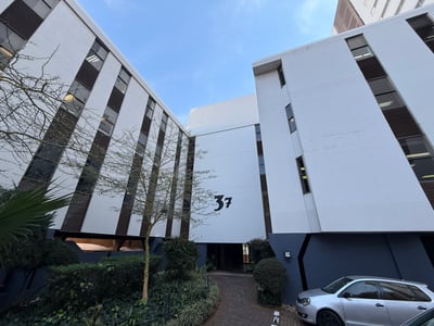 A-Grade Office Space To Let, 552 m² in Rosebank, Johannesburg