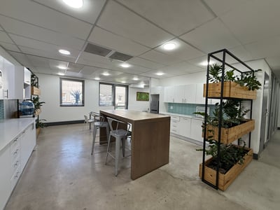Office space To Let, 19.40 m² in A-Grade building, Rosebank, Johannesburg