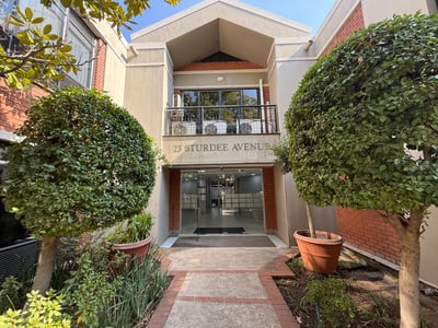 Customizable 420m² White-Box Office in Prime Rosebank