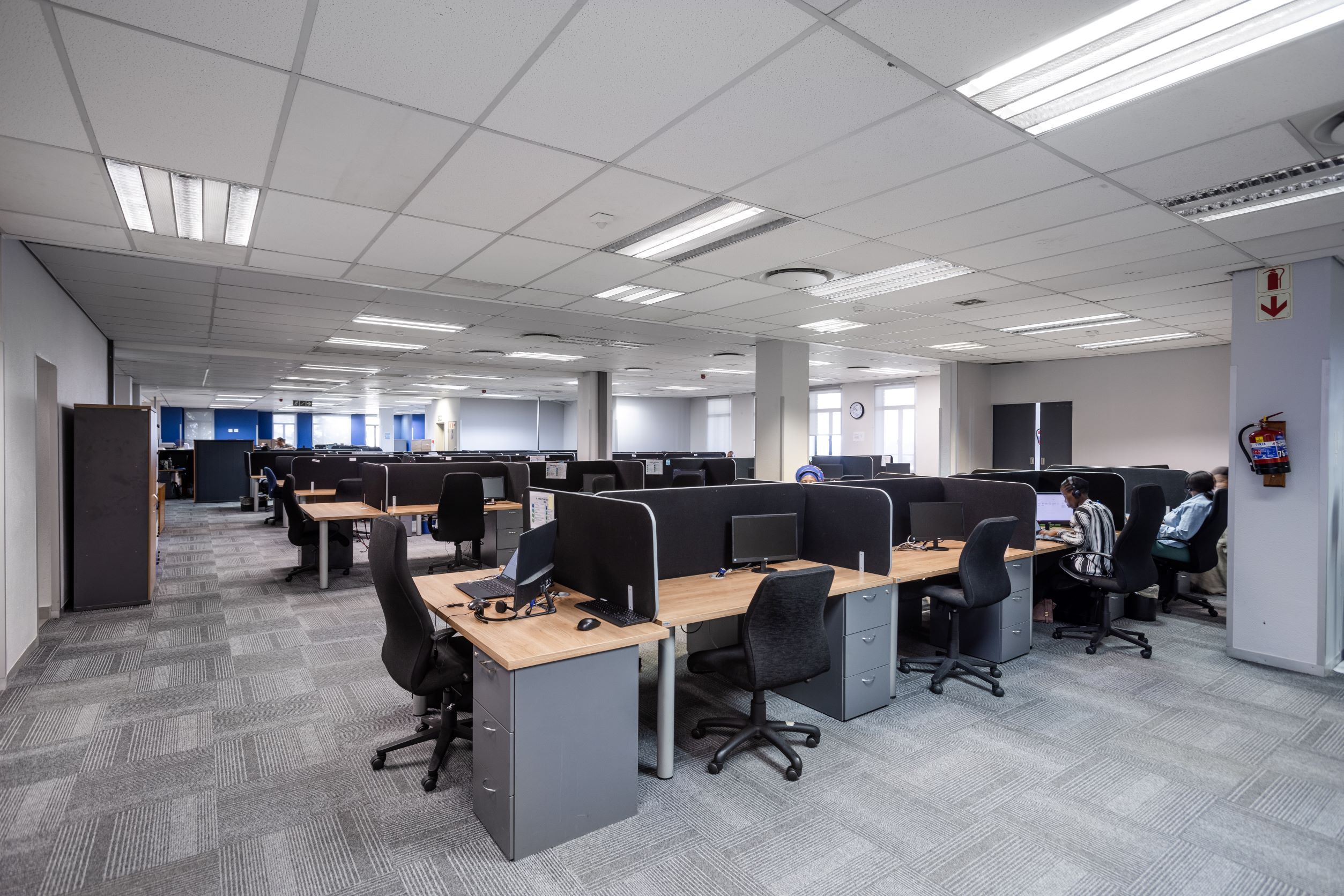 Prestigious 5571sqm Corporate Office in Hyde Park Sandton