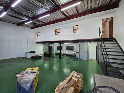 Upgraded Mini Factory with Mezzanine and Solar Power