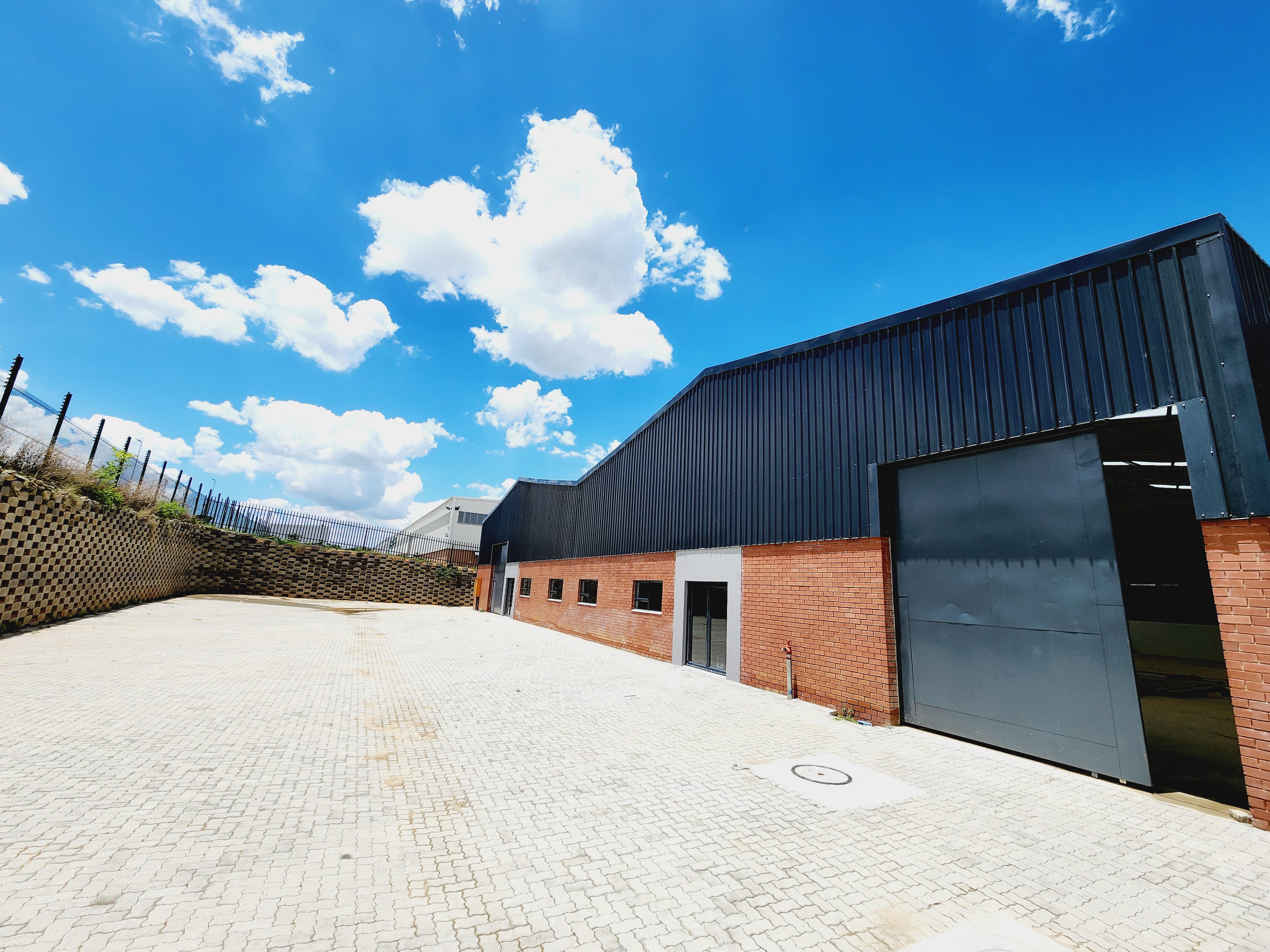 Brand New Combined Industrial Unit To Let within a secure Business Park