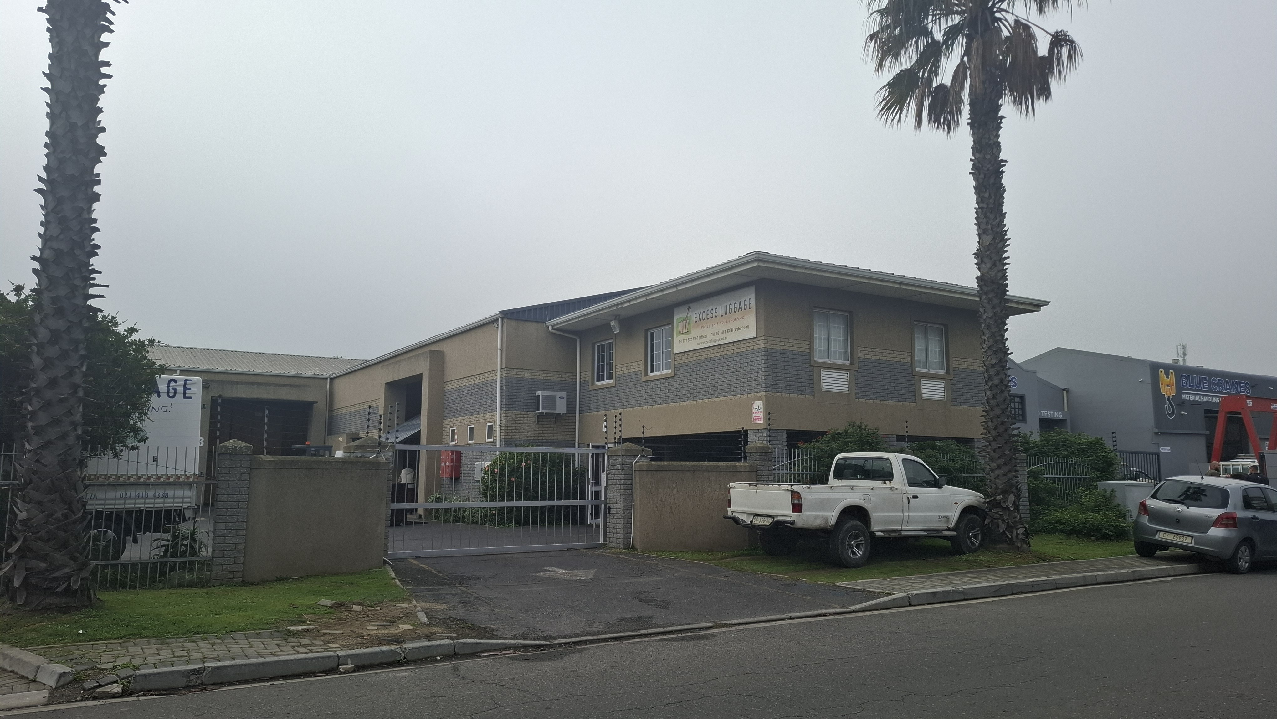 Industrial Property To Let: 312 m² in Killarney Gardens, Milnerton