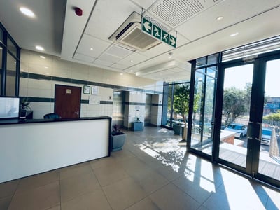 Fitted Out A-Grade 180M2 Office TO LET in Secure Fourways Building