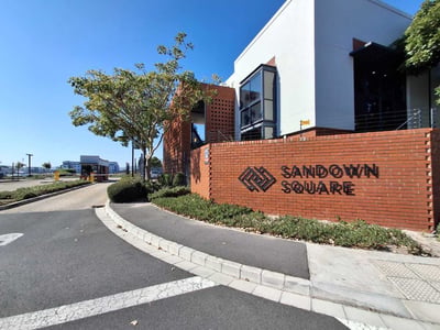 Office To Let: 281 m² in Sandown Square Business Park, Blouberg