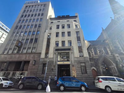 Retail space of 264 m² available for rent in Cape Town City Centre