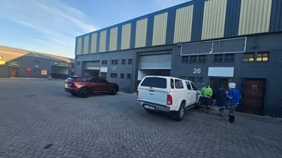 Industrial property of 360 m² to rent in Epping Industrial, Cape Town