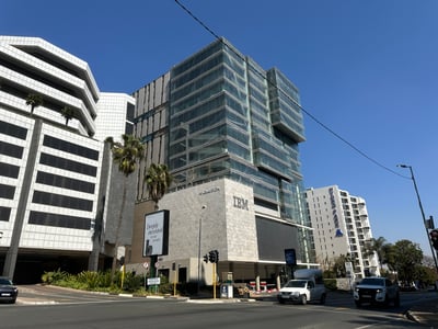 Office To Let 552 m² in P-Grade Building, Sandton Central, Johannesburg