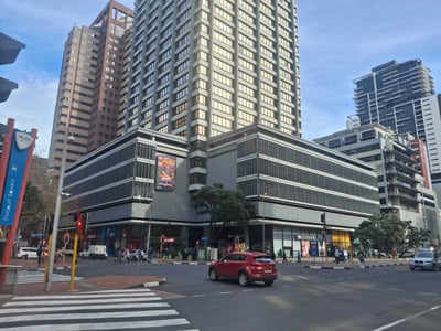 Office space of 677 m² available To Let in Cape Town City Centre