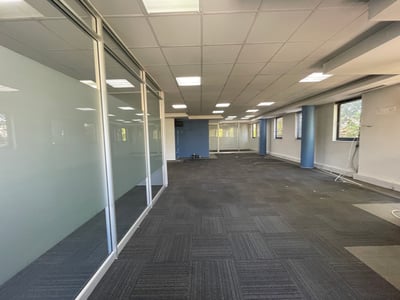 Office space of 150 m² available To Let in Rivonia, Sandton, Gauteng