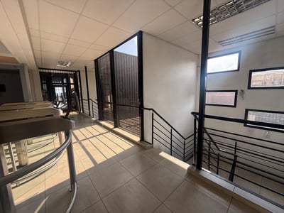 A-Grade Office Space To Let: 2,610 m² in Rosebank, Johannesburg