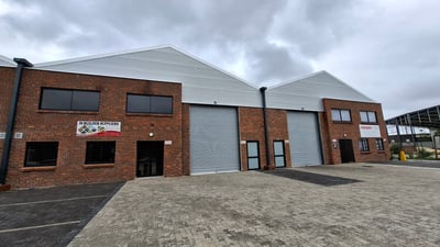 Industrial Property To Let: 515 m² in Killarney Gardens, Western Cape