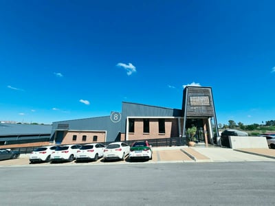 Industrial Property To Let: 2,322 m² in Riversands, Midrand, Gauteng