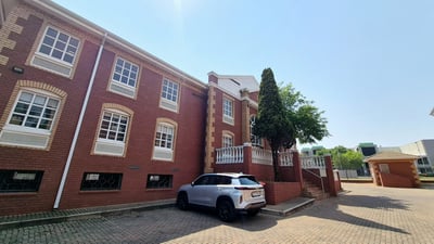 Office space of 106 m² available To Let in Erasmuskloof, Pretoria, Gauteng