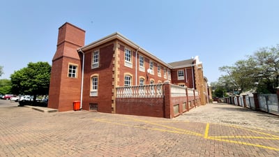 B-Grade Office To Let, 1,301.40 m² in Erasmuskloof, Pretoria, Gauteng