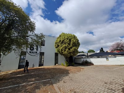 Office For Sale: 674 m² in Bordeaux, Randburg, Gauteng at R5,600,000
