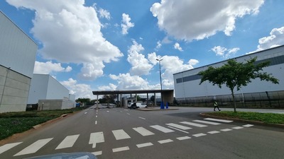 Industrial Property To Let - 2,052 m² in Glen Marais, Kempton Park